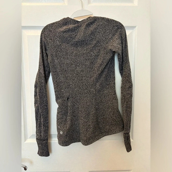 Lululemon Runderful Long Sleeve
Rush Jacquard Black White - Picture 6 of 9